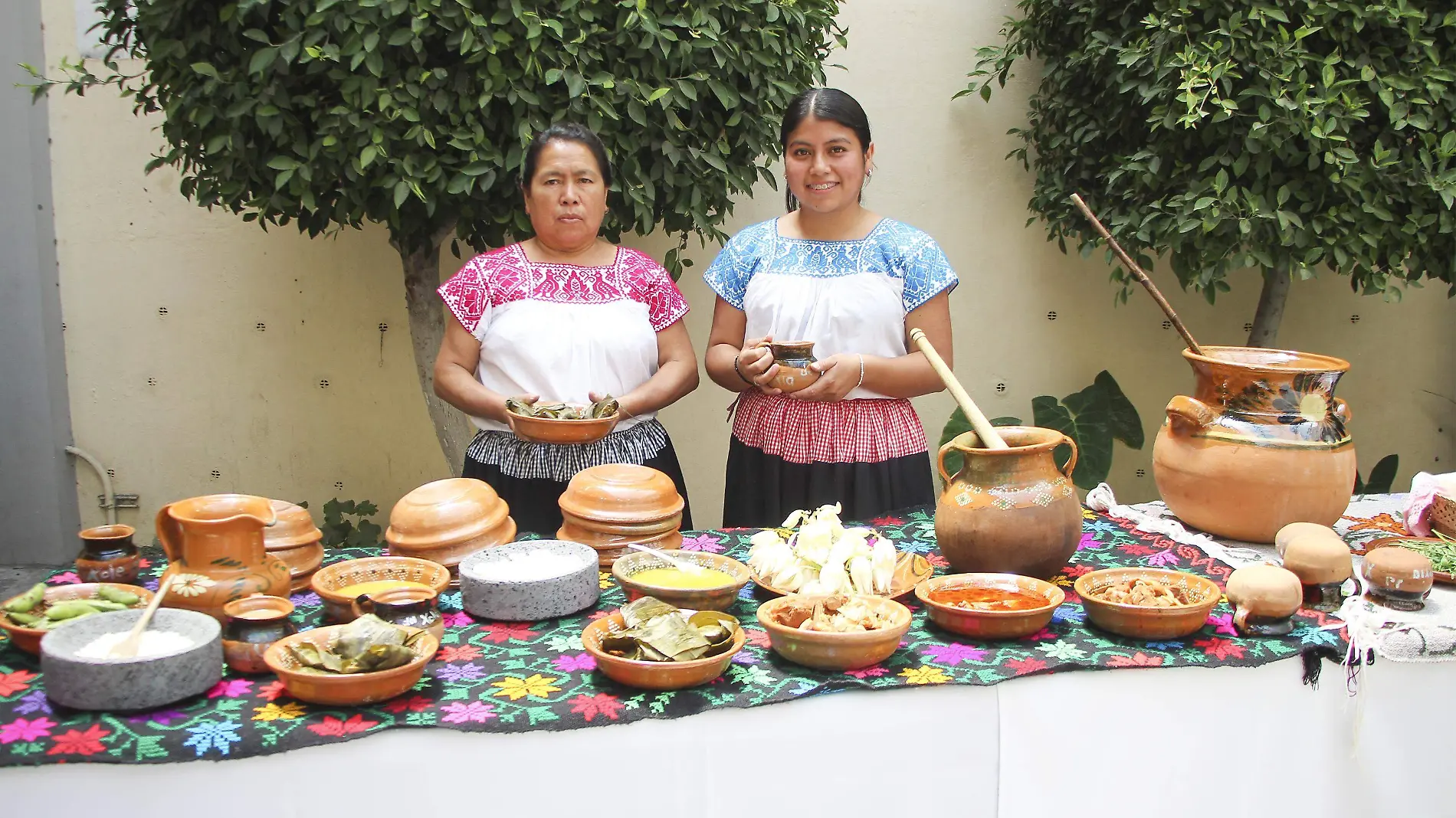 Invitan gobierno estatal y Chignautla al 2° Encuentro Regional de Artesanas y Artesanos